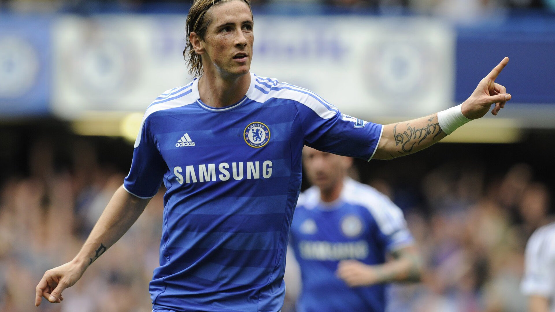 马特拉齐和鲁伊科斯塔勾肩搭背看焰火